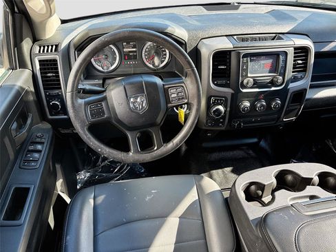 Used 2022 RAM 1500 Tradesman w/ Chrome Appearance Group image 26