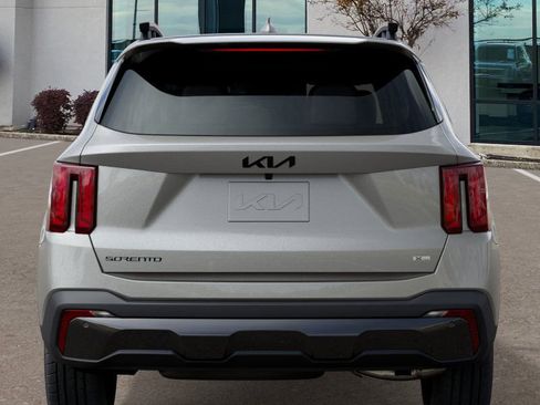 New 2026 Kia Sorento X-Line EX image 13