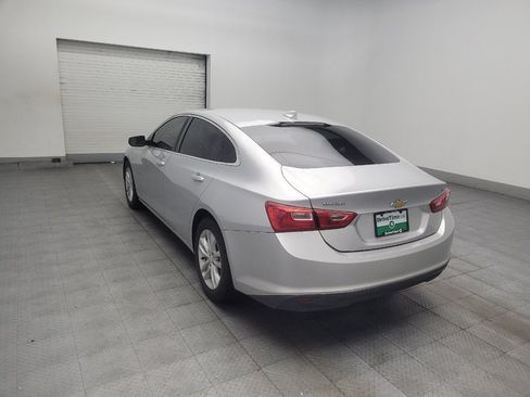 Used 2018 Chevrolet Malibu LT FWD image 5
