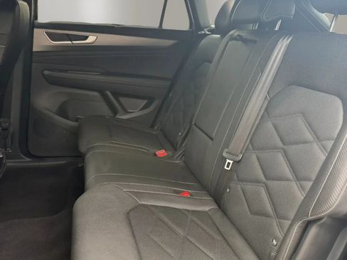 Used 2025 Volkswagen Atlas Cross Sport SE AWD/4WD image 18