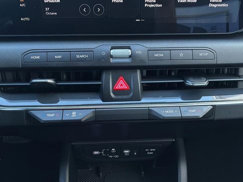 Certified 2025 Kia K4 EX FWD image 22
