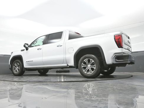 Used 2025 GMC Sierra 1500 SLT image 27