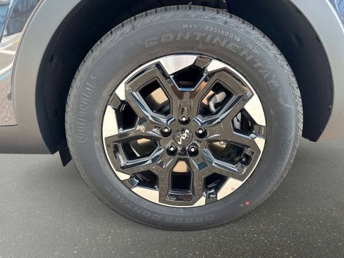 New 2026 Kia Sorento S w/ S Panoramic Sunroof Package image 9