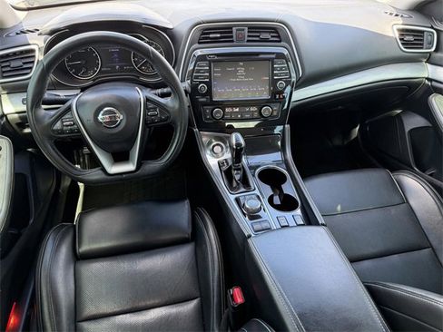 Used 2018 Nissan Maxima 3.5 SV image 18