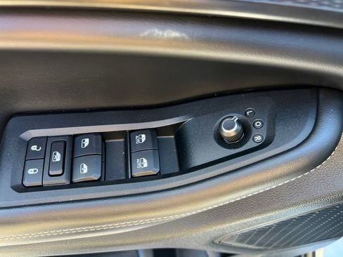 Certified 2025 Jeep Grand Cherokee Laredo X w/ Luxury Tech Group I AWD/4WD image 12