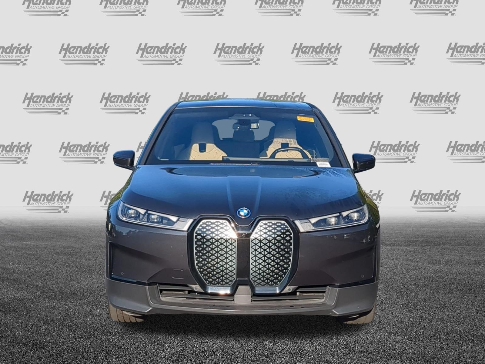 Certified 2025 BMW iX xDrive50 w/ Premium Package AWD/4WD image 3