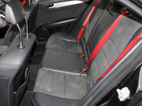 Used 2013 Mercedes-Benz C 300 4MATIC Sedan image 9