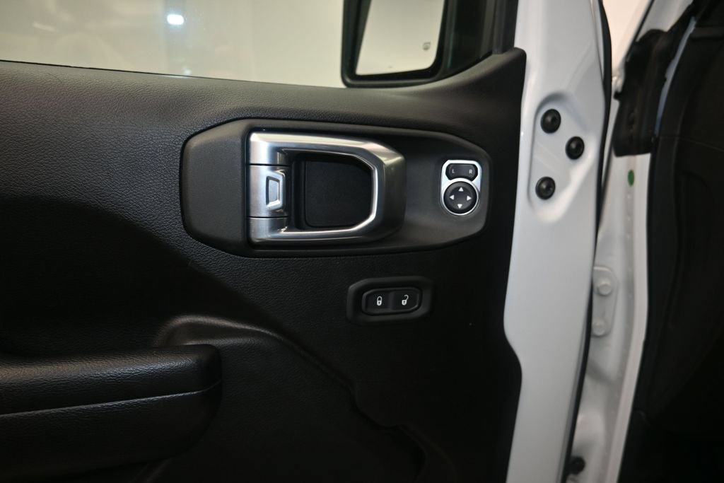 Used 2021 Jeep Wrangler Unlimited Sport AWD/4WD image 11