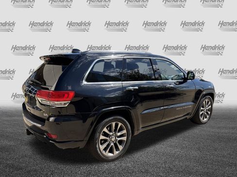 Used 2017 Jeep Grand Cherokee Overland image 10