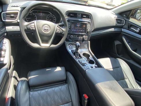 Used 2023 Nissan Maxima Platinum w/ Sport Mat Group FWD image 15