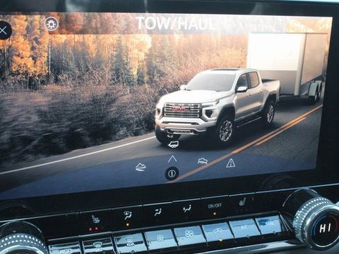 New 2026 GMC Canyon Elevation w/ Convenience Package image 43