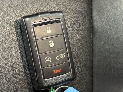 Used 2022 Jeep Grand Cherokee Limited image 26