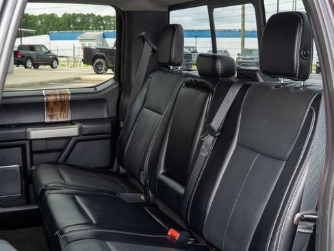 Used 2018 Ford F150 Lariat w/ Equipment Group 502A Luxury AWD/4WD image 14