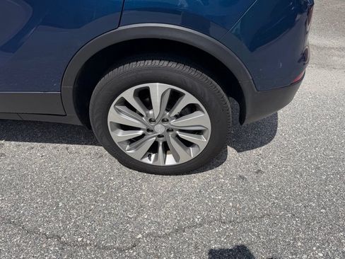 Used 2020 Buick Encore Preferred w/ Safety Package FWD image 9