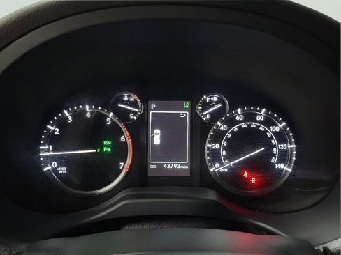 Used 2023 Lexus GX 460 Premium image 16