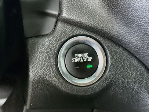 Used 2022 Chevrolet Equinox LT FWD image 21
