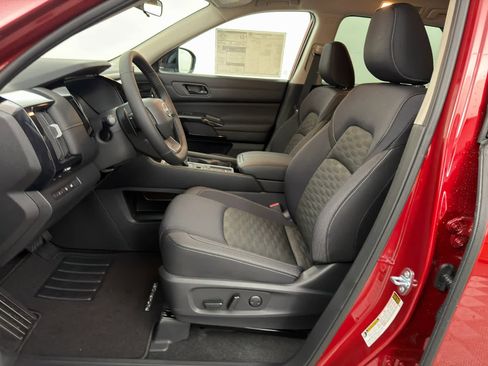 New 2026 Nissan Pathfinder SV image 14