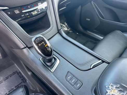 Used 2017 Cadillac XT5 Luxury w/ Driver Awareness Package image 14