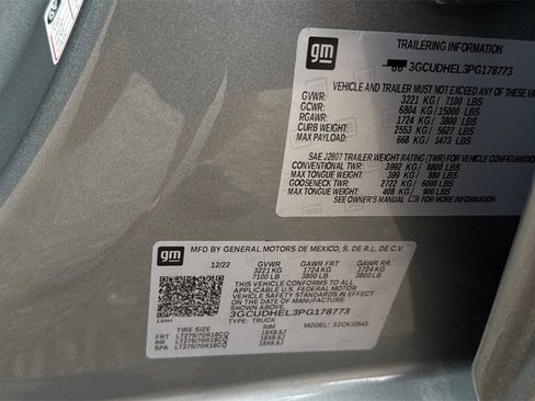 Certified 2023 Chevrolet Silverado 1500 ZR2 w/ Technology Package image 36