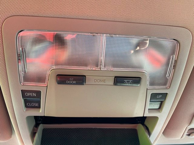 Used 2013 Toyota Avalon XLE Touring FWD image 27