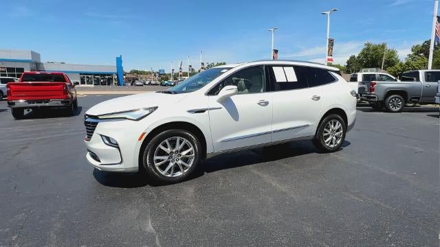 Certified 2023 Buick Enclave Essence w/ Experience Buick Package FWD image 4