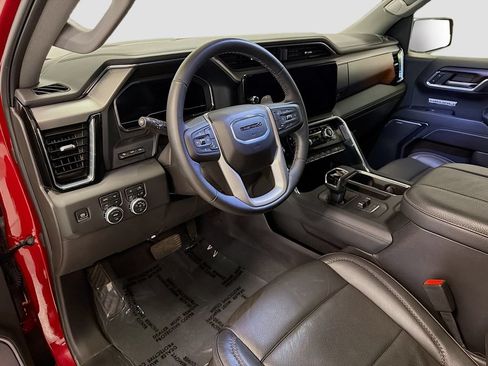 Used 2024 GMC Sierra 1500 Denali w/ Technology Package AWD/4WD image 12