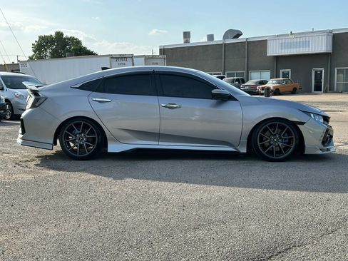 Used 2018 Honda Civic Si image 8