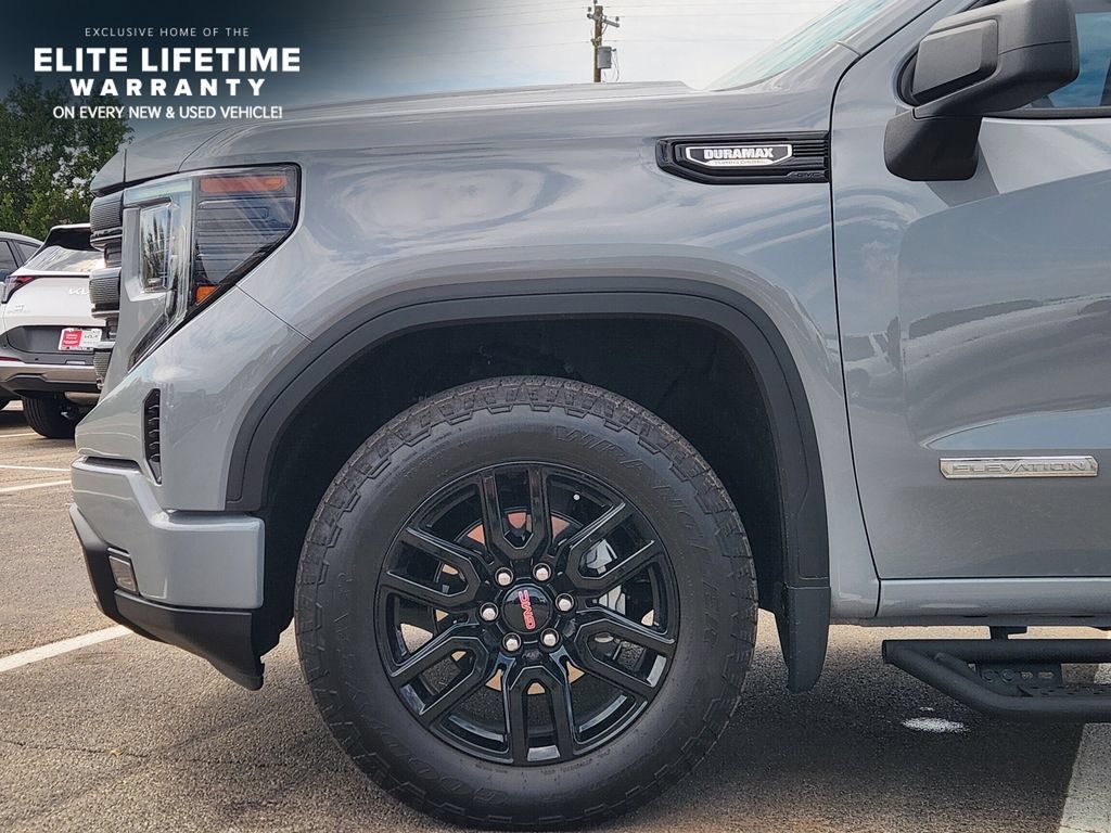 Used 2024 GMC Sierra 1500 Elevation AWD/4WD image 7
