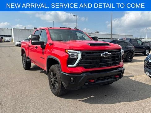 Used 2026 Chevrolet Silverado 2500 LT w/ Trail Boss Package AWD/4WD image 5