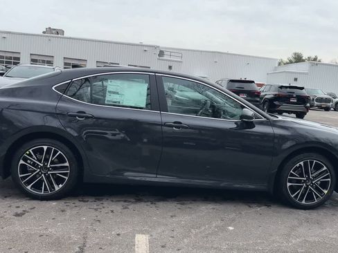 New 2026 Toyota Camry XLE image 9