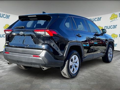 Used 2024 Toyota RAV4 LE AWD/4WD image 6