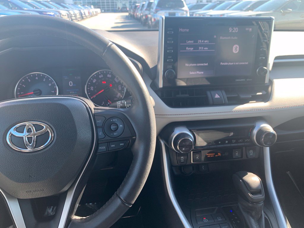 Used 2022 Toyota RAV4 XLE w/ Convenience Package AWD/4WD image 9