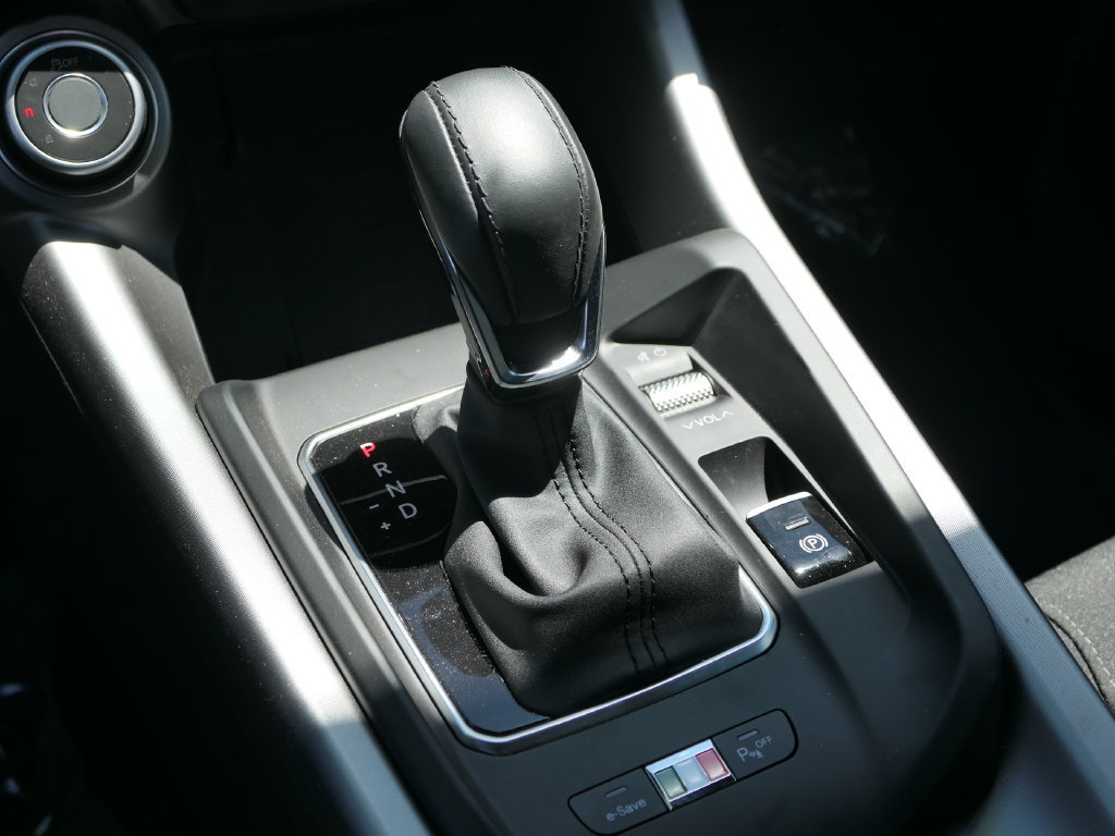 Used 2025 Alfa Romeo Tonale AWD/4WD image 17