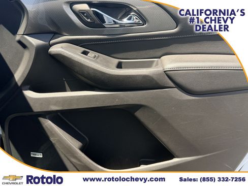 Used 2022 Chevrolet Traverse Premier w/ Redline Edition AWD/4WD image 9