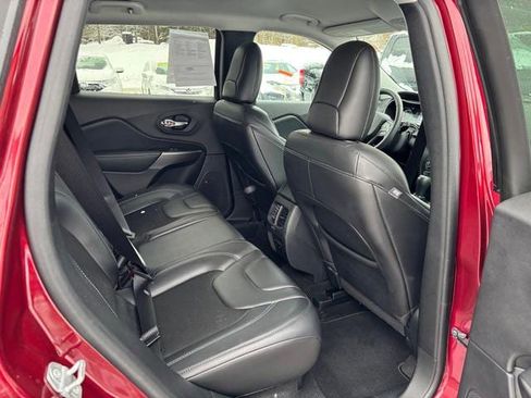 Used 2020 Jeep Cherokee Latitude Plus image 13