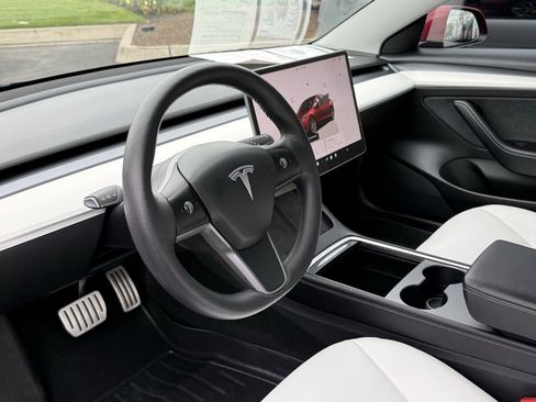 Used 2022 Tesla Model 3 Performance image 20