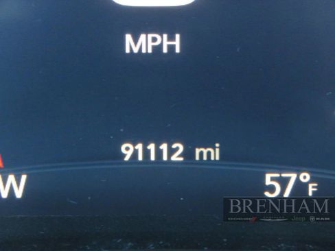 Used 2019 Chrysler Pacifica Limited w/ Tire & Wheel Group image 27