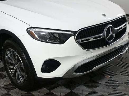 Used 2025 Mercedes-Benz GLC 300 image 35