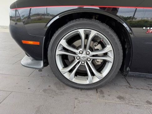 Used 2022 Dodge Challenger R/T RWD image 12