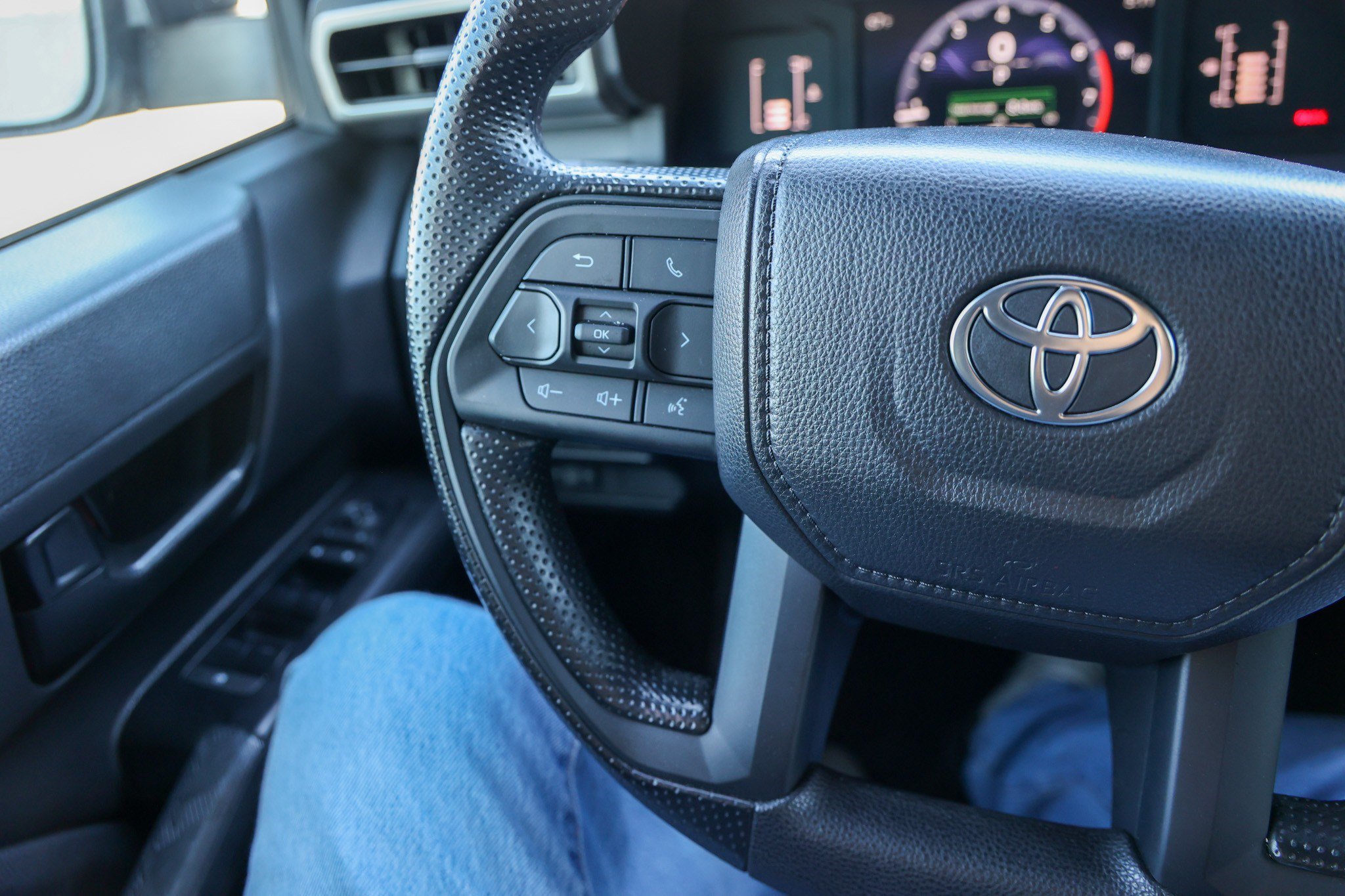 Certified 2026 Toyota Tacoma SR RWD image 18
