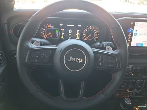 Used 2026 Jeep Wrangler Unlimited Rubicon 392 w/ Quick Order Package 27X Moab AWD/4WD image 19
