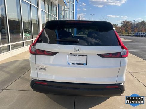 Used 2025 Honda CR-V EX image 5