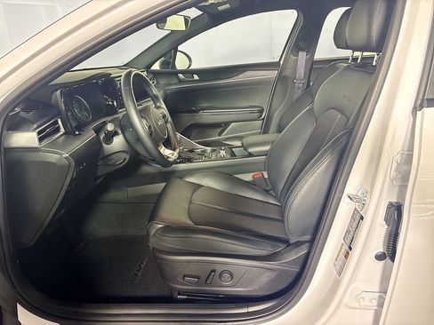 Used 2024 Kia K5 GT-Line image 11