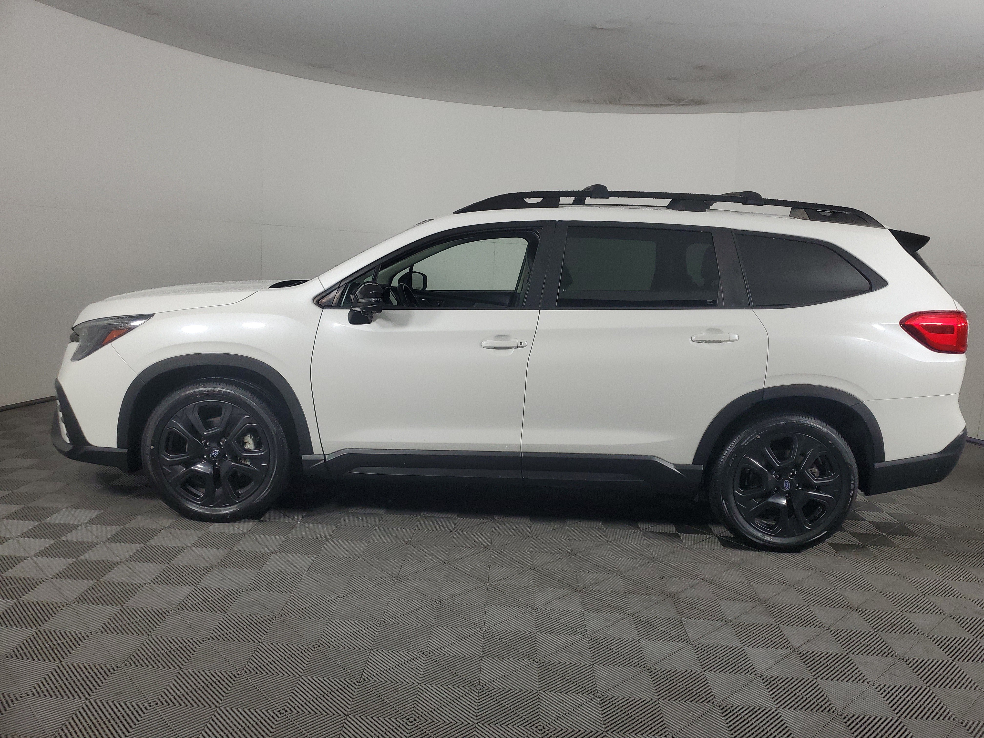 Used 2023 Subaru Ascent Onyx Edition Limited AWD/4WD image 7