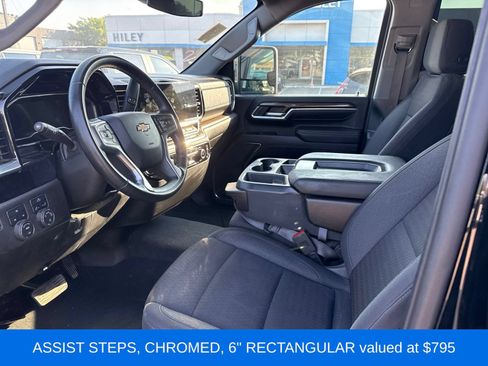 Used 2024 Chevrolet Silverado 2500 LT AWD/4WD image 6