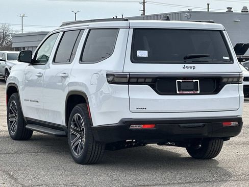 New 2026 Jeep Grand Wagoneer 4WD image 4