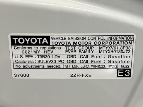 Used 2021 Toyota Corolla LE w/ Carpet Mat Package (TMS) FWD image 19