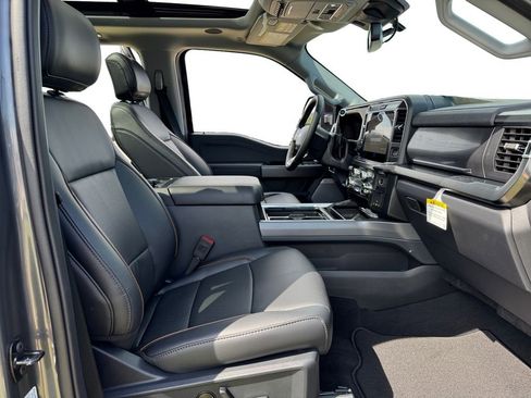 New 2025 Ford F350 Lariat w/ Lariat Ultimate Package image 18