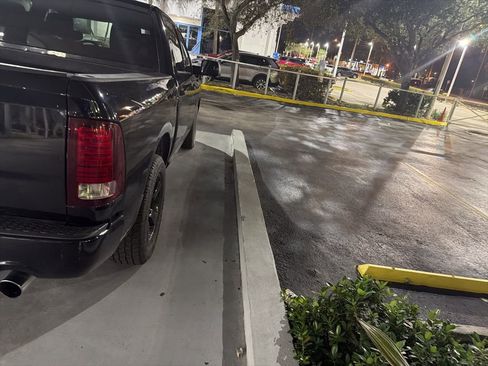 Used 2014 RAM 1500 Express w/ Black Ram 1500 Express Group image 7