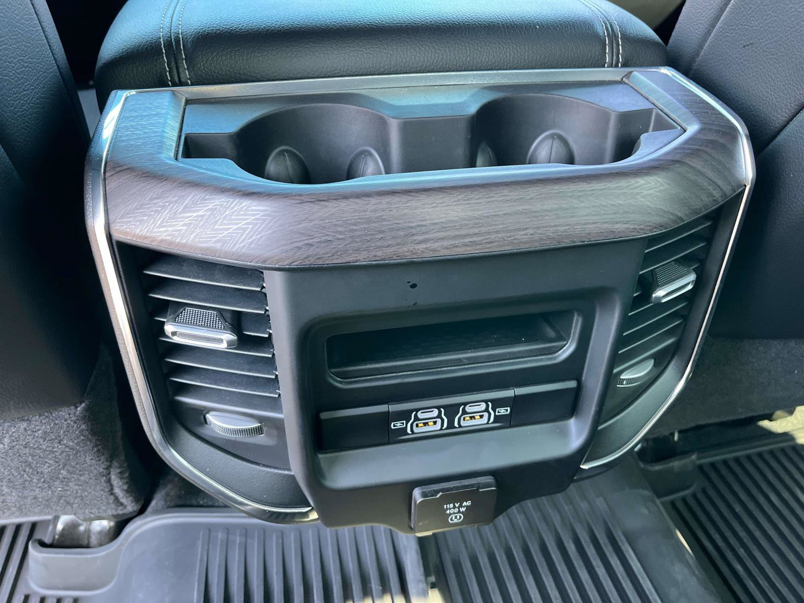 Used 2025 RAM 2500 Laramie w/ Night Edition AWD/4WD image 18